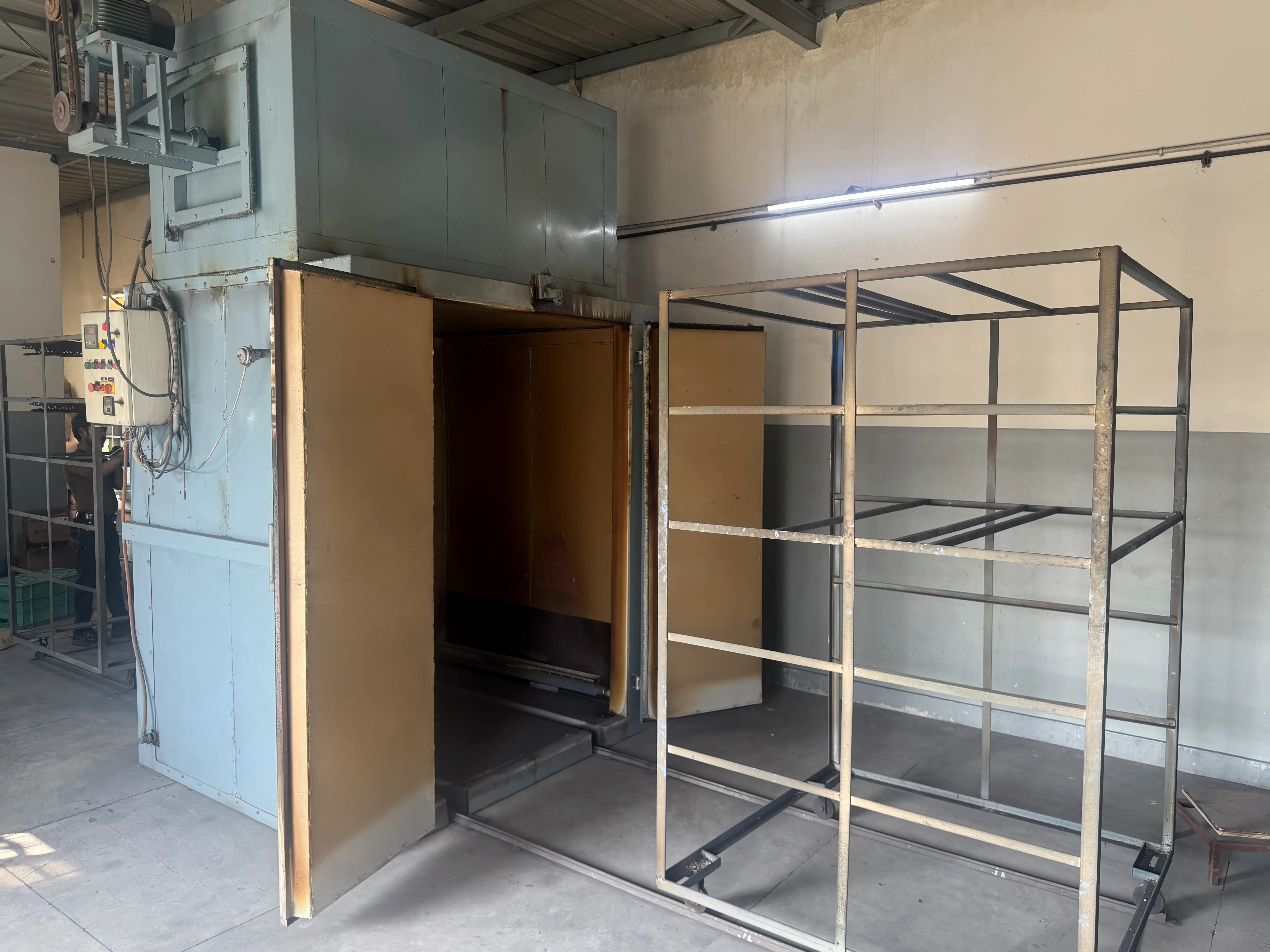 Powder Coating Shop