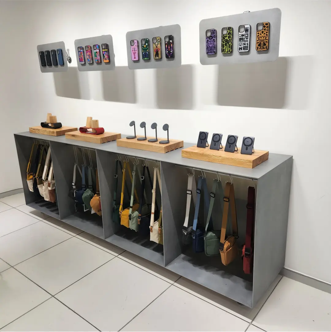 Showroom Display Furniture Manufacturers in India